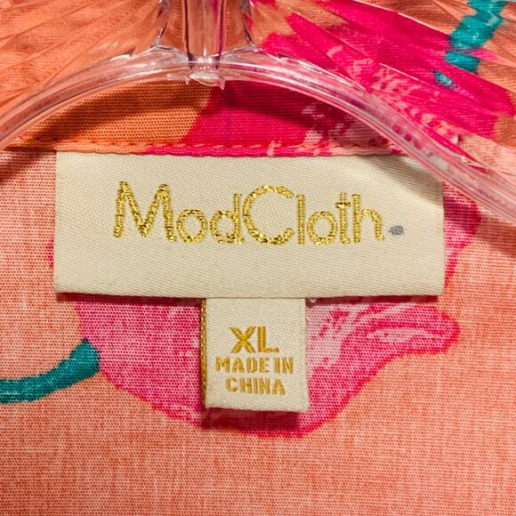 MODCLOTH Tie Front Top XL Sleeveless Tulips Cropped Floral Colorful Mod Cloth - Picture 2 of 7